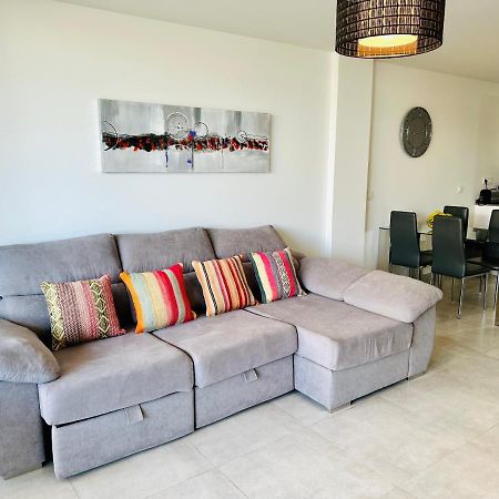 2-Bedroom-Apartment With A Terrace, Pool, Gym Malaga Exterior photo