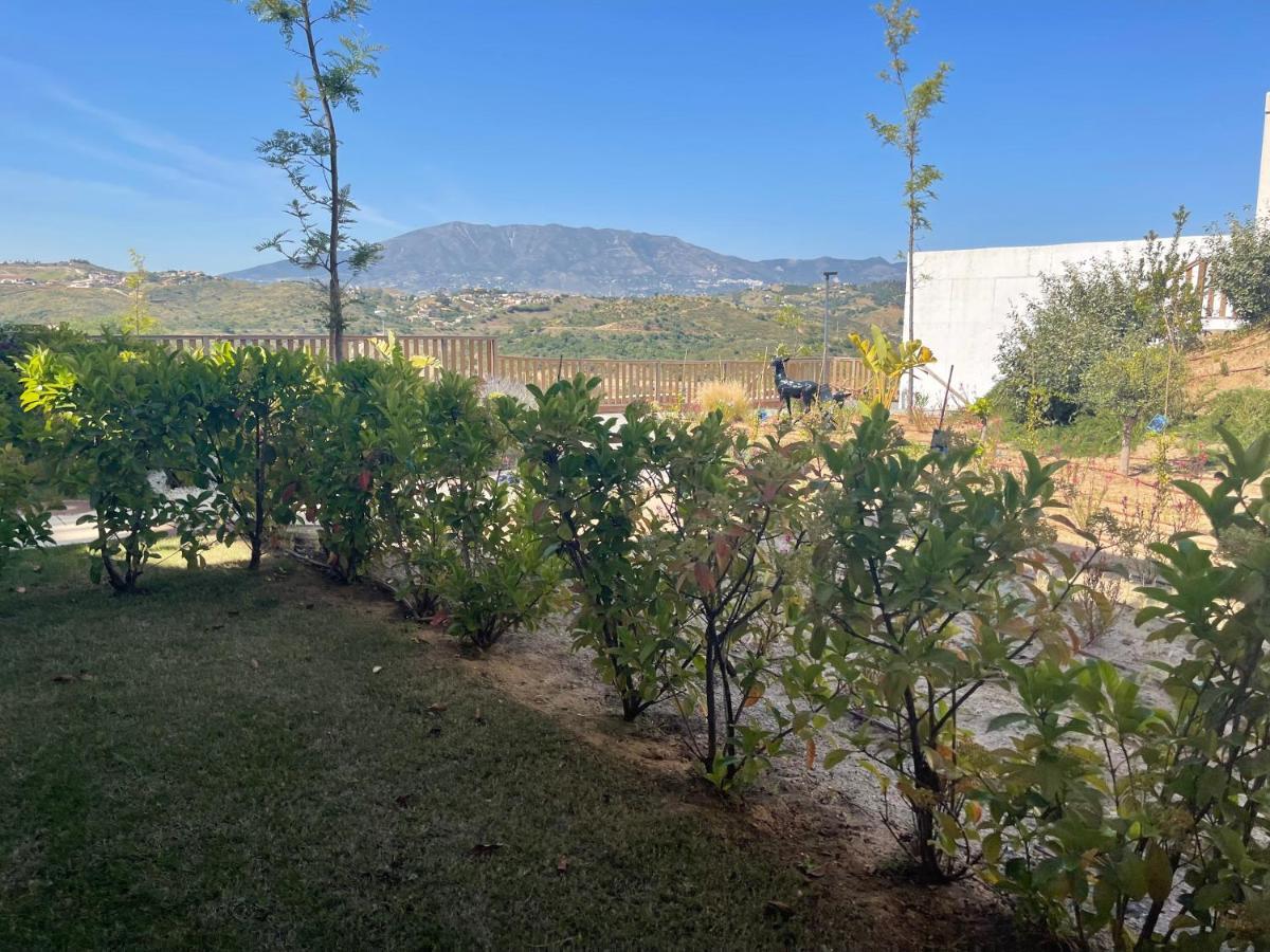 2-Bedroom-Apartment With A Terrace, Pool, Gym Malaga Exterior photo
