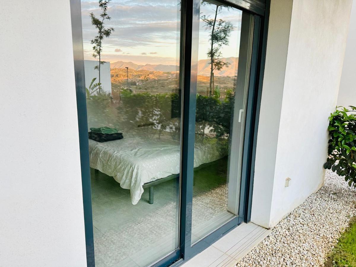 2-Bedroom-Apartment With A Terrace, Pool, Gym Malaga Exterior photo